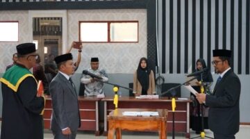 PJ Bupati Syakir Lantik Wahyu Irawan .ST Direktur PDAM Tirta Agara Yang Baru