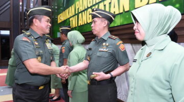 Kasad Pimpin Kenaikan Pangkat 18 Pati TNI AD