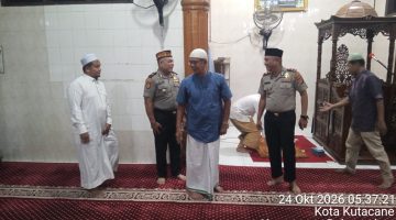 Perkuat Silaturahmi dan Kedekatan dengan Masyarakat, Kapolres Aceh Tenggara Diwakili Wakapolres Laksanakan Subuh Keliling di Masjid Al Muchlisin Pasbel
