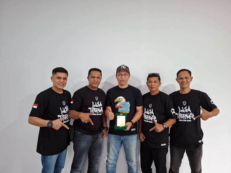 Gambar : Nomor 2 dari kiri  Dewan Pembina dan Penasihat PT. Nawaitu Talenta Nusantara, Kompol Bambang H. Tarigan, S.H., M.H bersamaDirektur Competition PT. NTN, M. Ridhwan, serta Direktur Finance, Business, and Marketing PT. NTN, Zul Iskandar.
